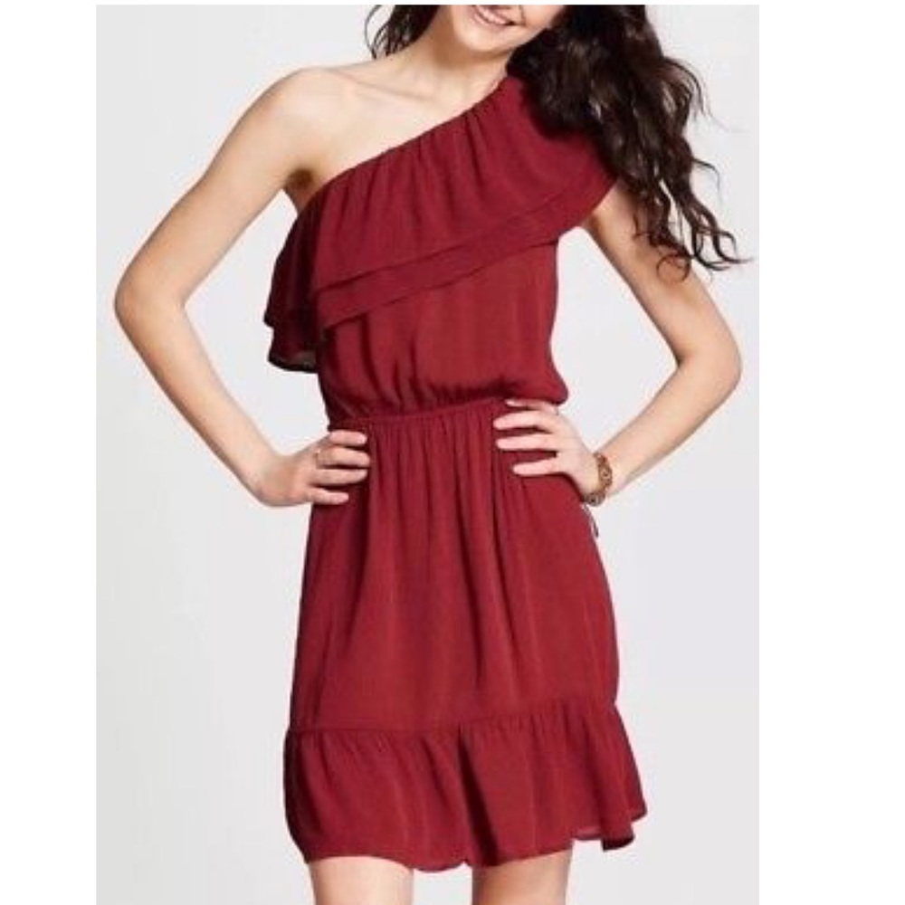 One-Shoulder Ruffle Dress